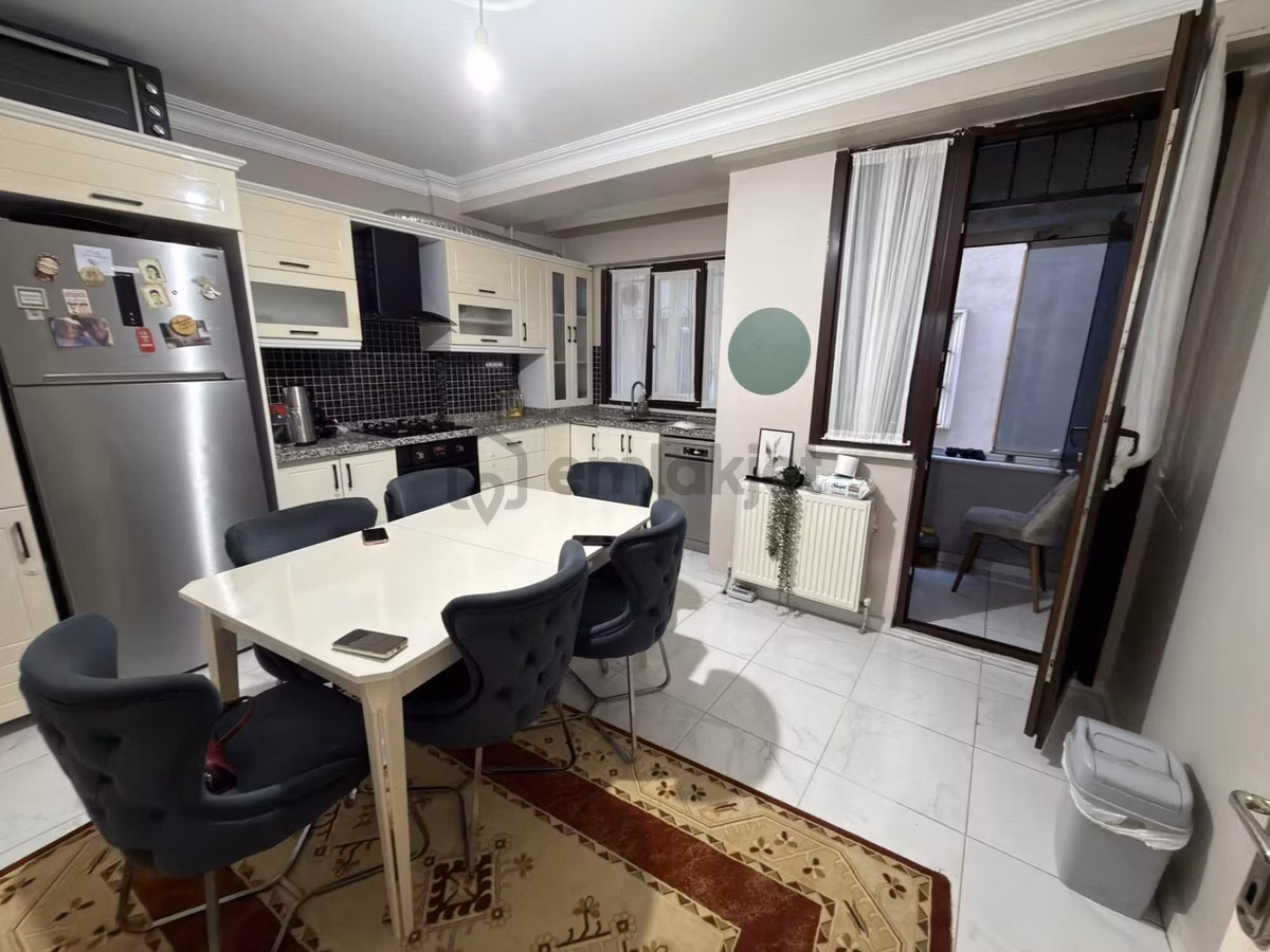 Arıkoğullarından Uğur Mumcu 2+1 Emsalsiz Mutfak 110m2 Balkonlu - 2