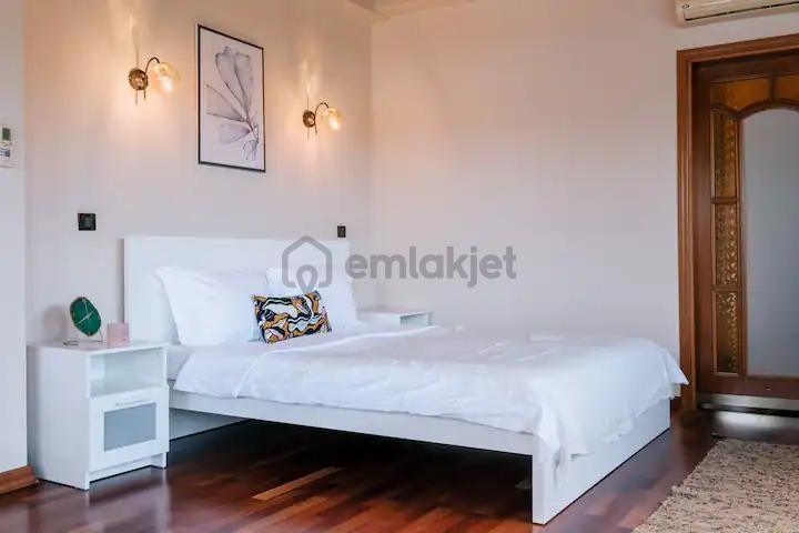 Sarıyerde Kesintisiz Boğaz Manzaralı 4+2 Müştemilatlı Villa - 12