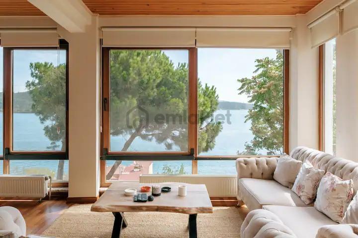 Sarıyerde Kesintisiz Boğaz Manzaralı 4+2 Müştemilatlı Villa - 2
