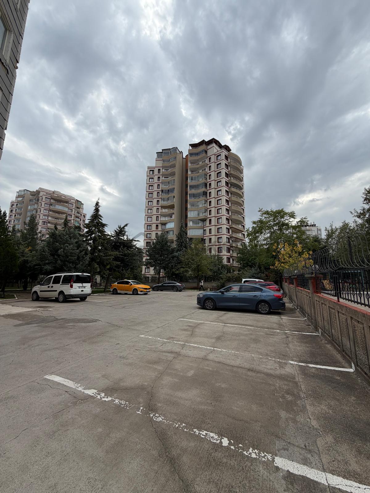 İncom Line Gayrimenkul'den D.kent Satılık 3+1 Daire - 4