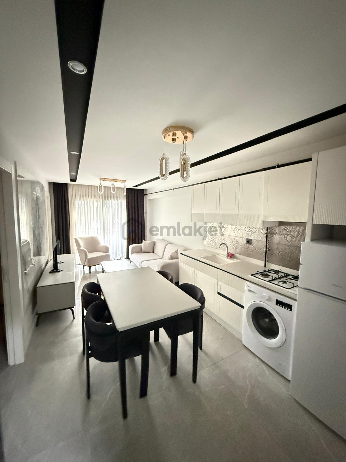 Denizli'nin Merkezinde Lüx Eşyalı 2+1 Apart ️️ - 4