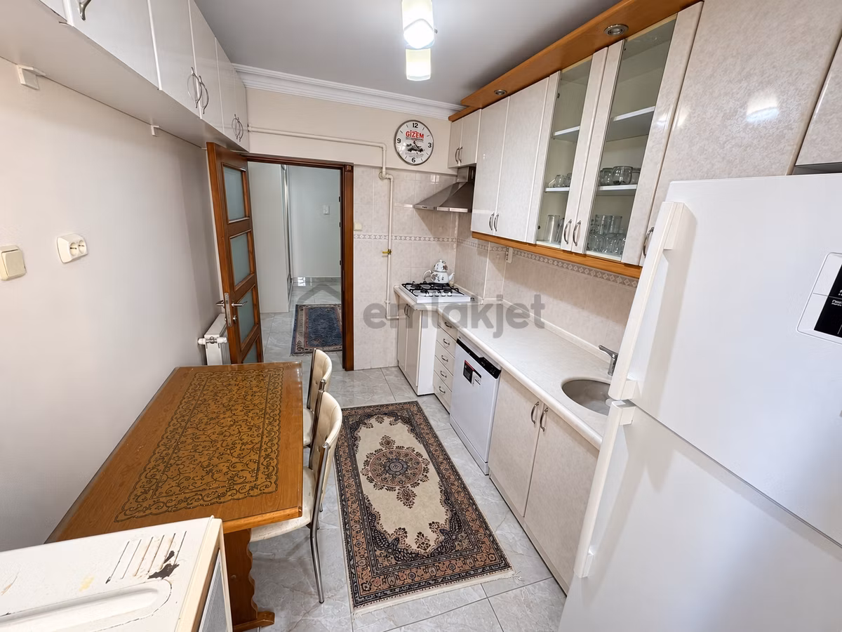 Etlik'te Hastaneler Yakını Caddede 3+1 Eşyalı Kiralık Daire - 2