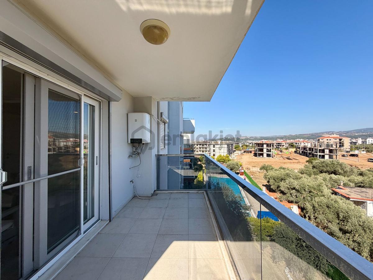 Davutlar Zeytindalı Sitesinde 4+1 Çatı Dubleks Daire - 24