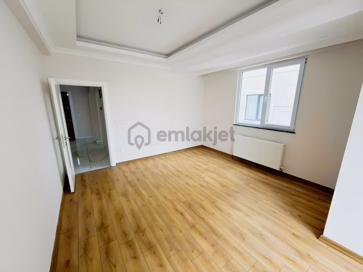 Kartalcumhuriyet Mah Kiralık 2+1 E5 Metro Yakını - 8