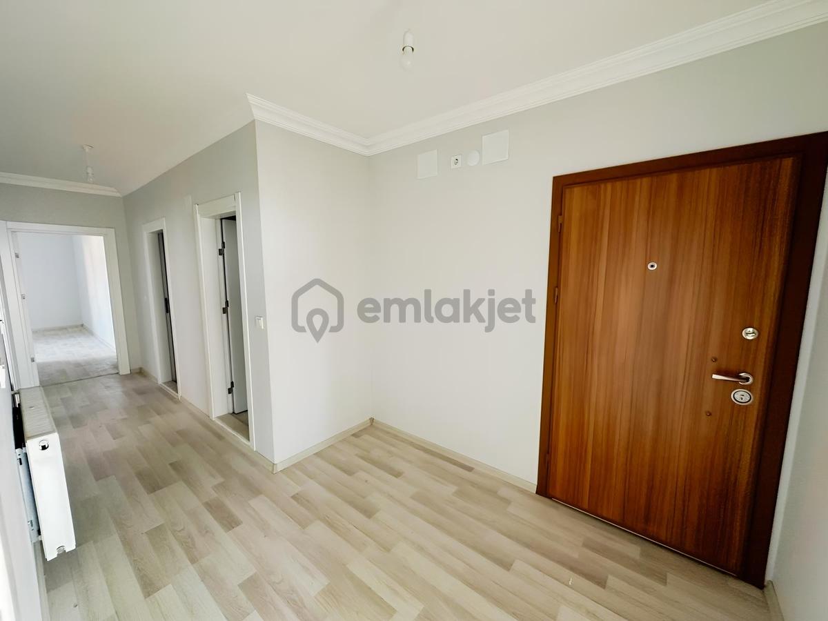 Mabel'den Vakfıkebir'de Deniz Manzaralı Ara Kat Sıfır Daire - 19