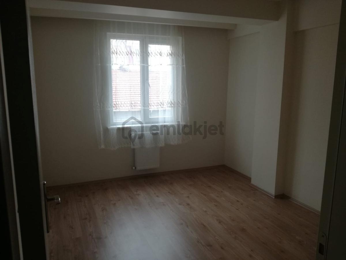 Sahibinden Şirintepe'de Anadolu Üniversitesi Yakını 1+1 Daire - 2