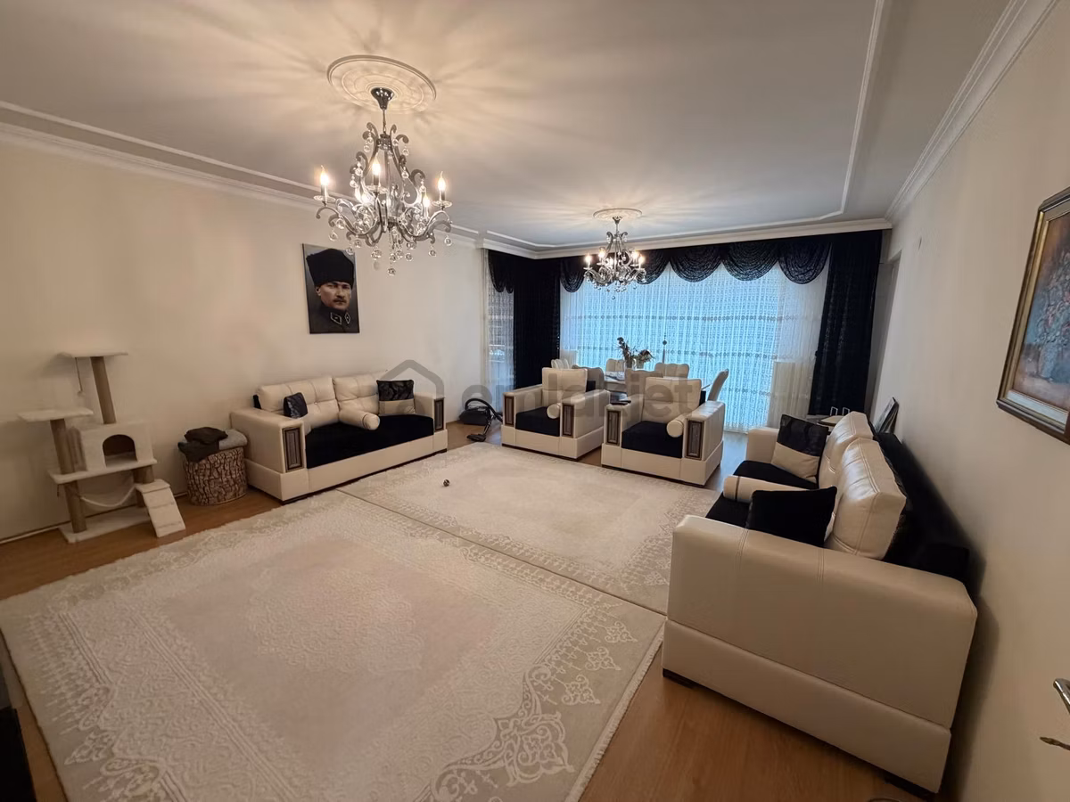Mabel'den Galip Barutçu Apt. Satılık 3+1 170 M2 Geniş Daire - 4