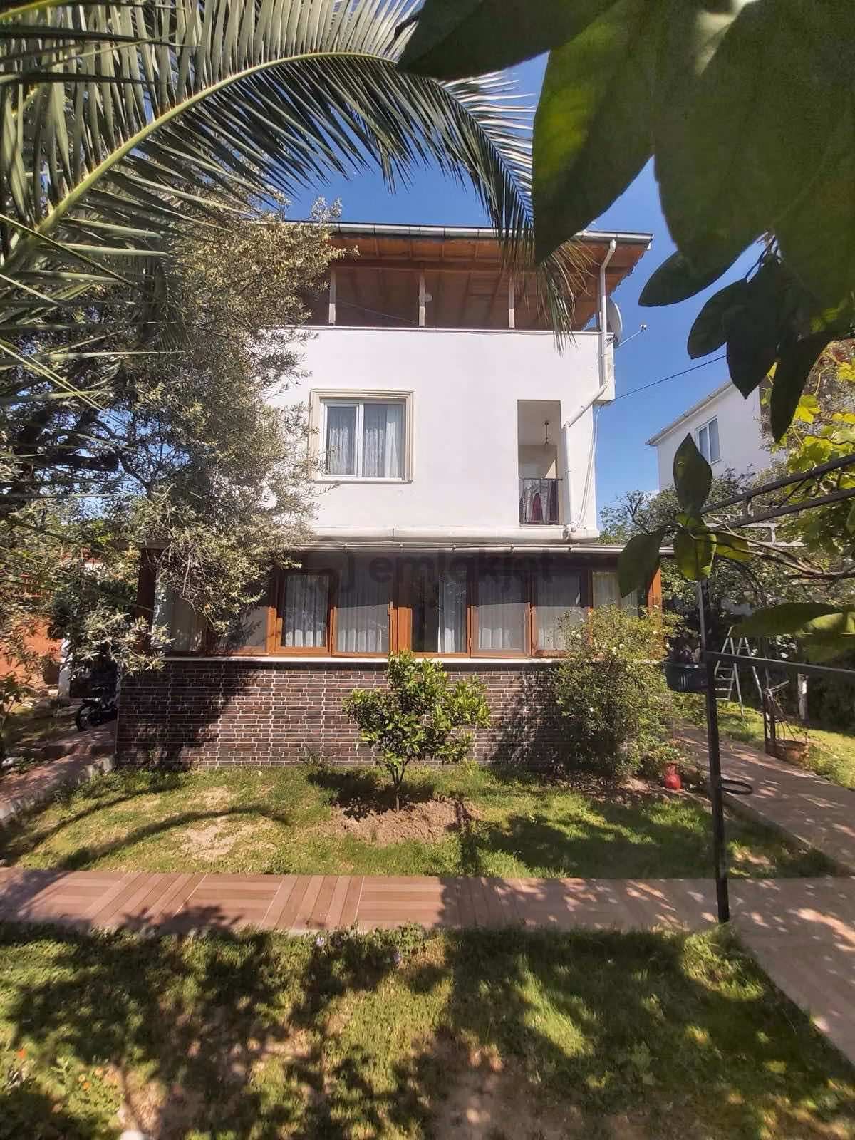 Akçay Coşgun Emlak'tan Kızılkeçilide Tripleks Villa - 9
