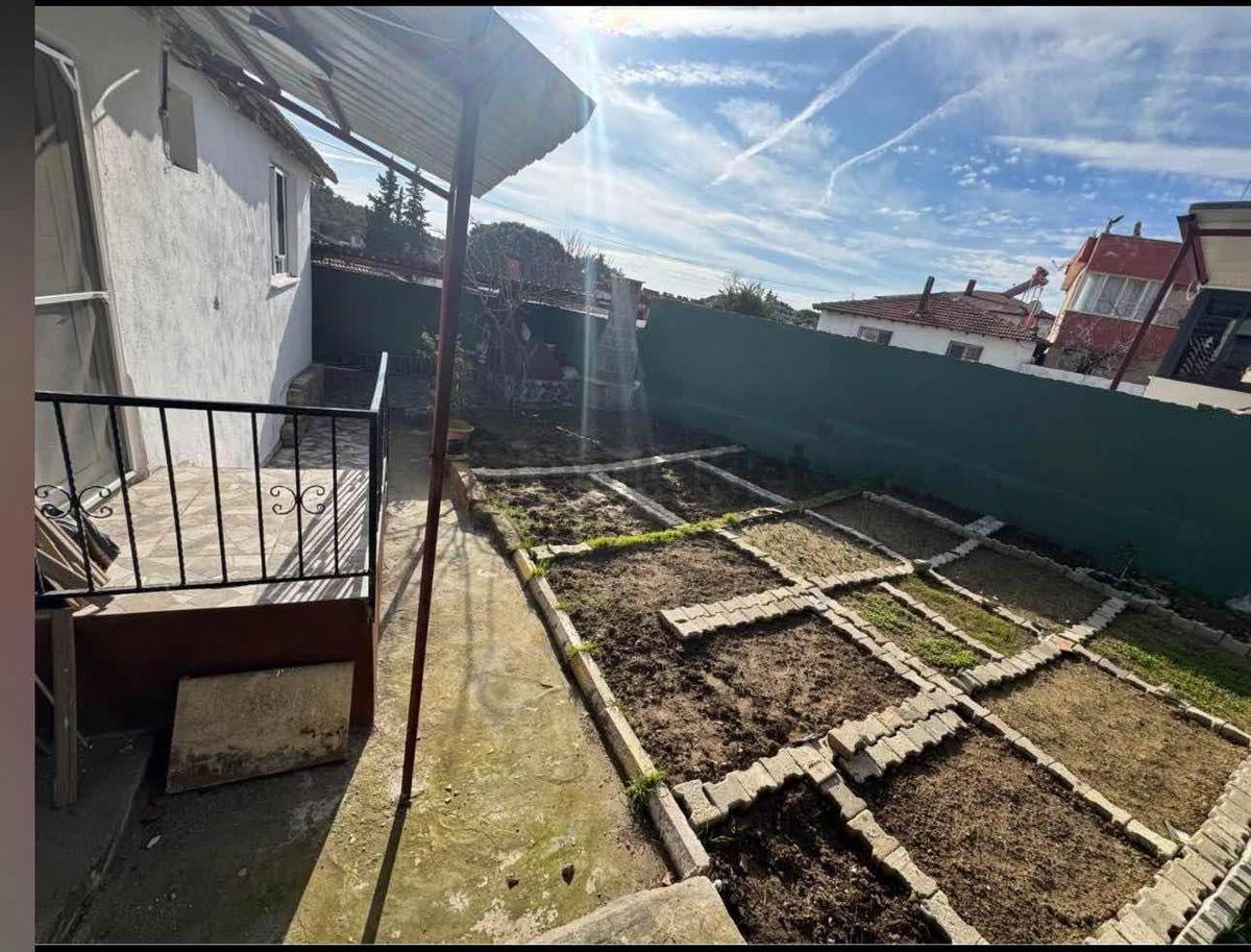 Akçay Coşgun Emlaktan Köy İçinde Şirin Köy Evi - 9