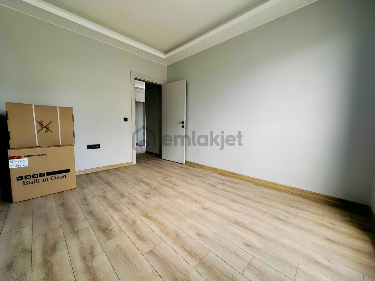 'alaçatı'dan Bulvar Dibi Arakat İskanlı Lüks 1+1 - 16