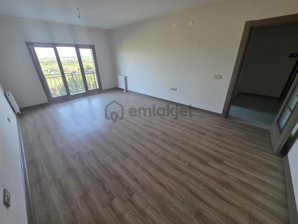 Yönter Emlaktan Tire Toki'de Kiralık 3+1 Daire! - 10
