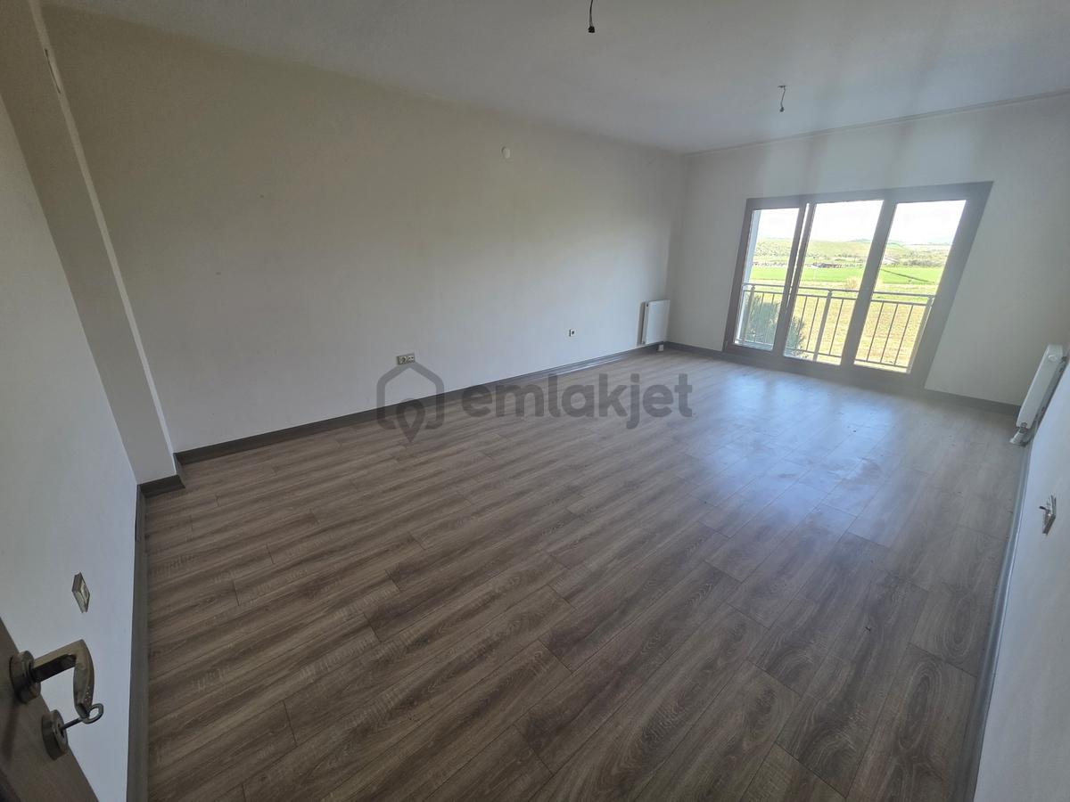 Yönter Emlaktan Tire Toki'de Kiralık 3+1 Daire! - 9
