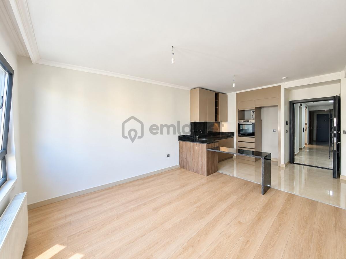 Referans Ankara'da Kiralık 10.kat Eşyasız 1+1 Daire /marka - 9