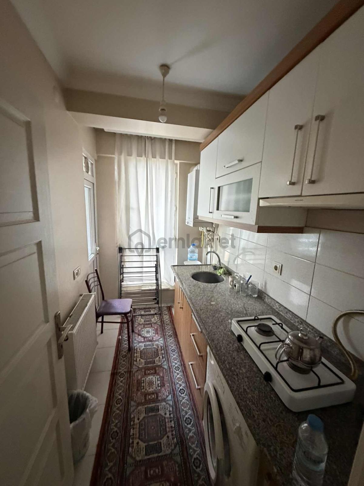 Akademi'den Balkonlu Ayrı Mutfaklı Eşyalı Kiralık 1+1 - 5