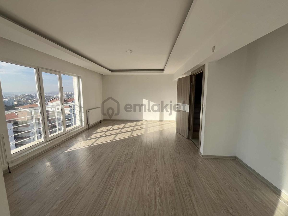 Yonca Emlak Akşemsettin Mah. 4+1 Dubleks Kiralık Daire - 3