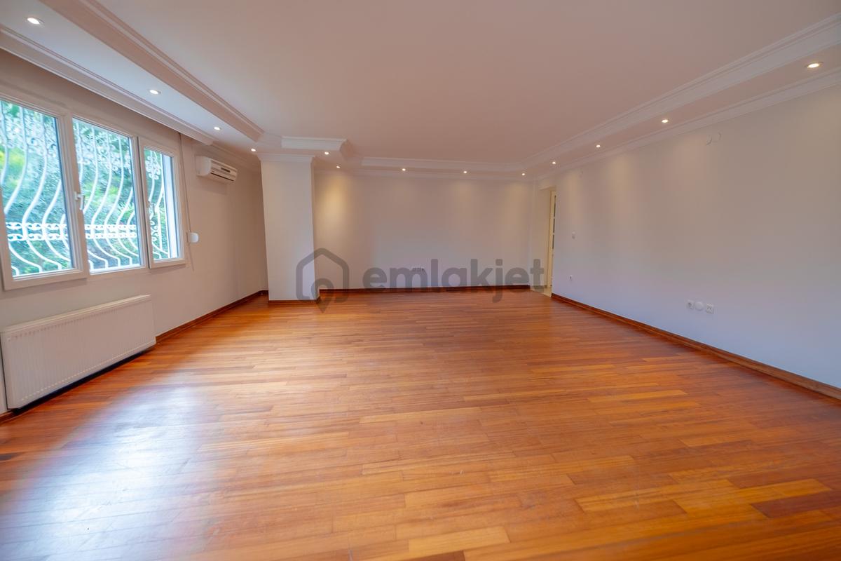 Hat Boyunda Aqua Florya Avm Yakını 3+1 Keyifli Giriş Katı - 8