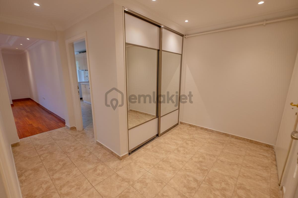 Hat Boyunda Aqua Florya Avm Yakını 3+1 Keyifli Giriş Katı - 11
