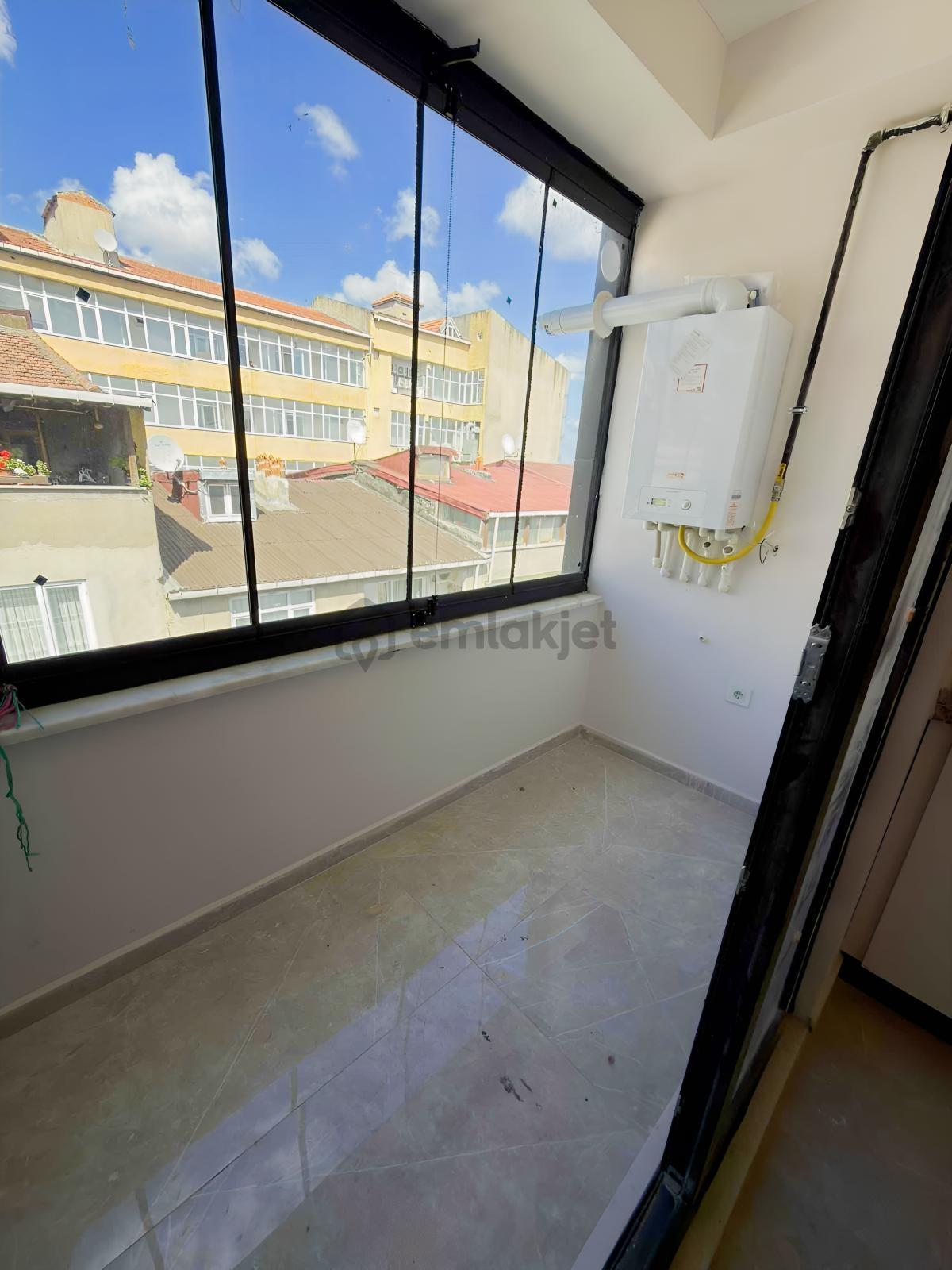 Arıkoğullarından Uğur Mumcu Mah Cami Durağının Dibi 2+1 105m2 - 10