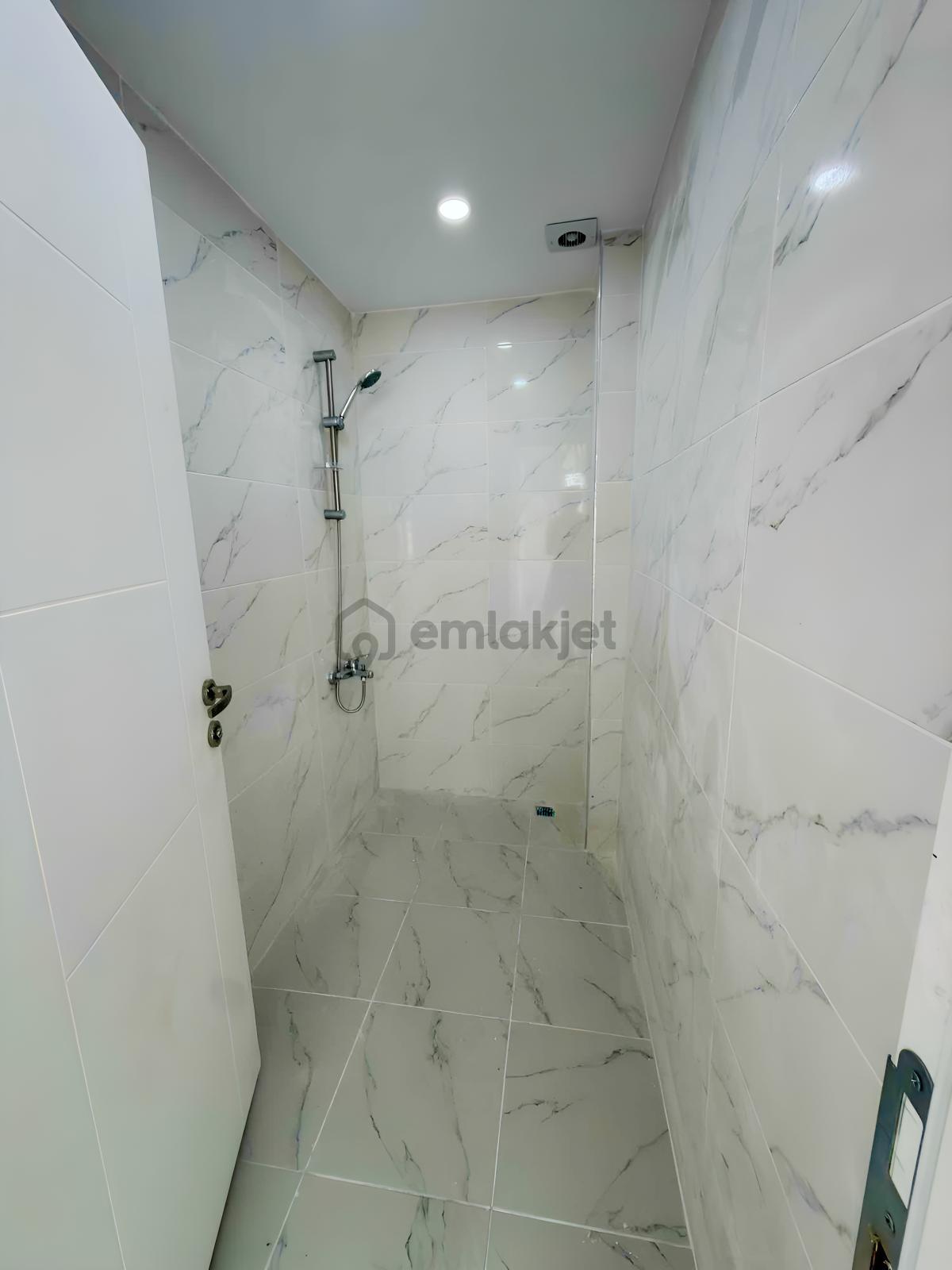 Arıkoğullarından Uğurmumcu Mah Ebeveyn Banyo Geniş Mutfak Daire - 16