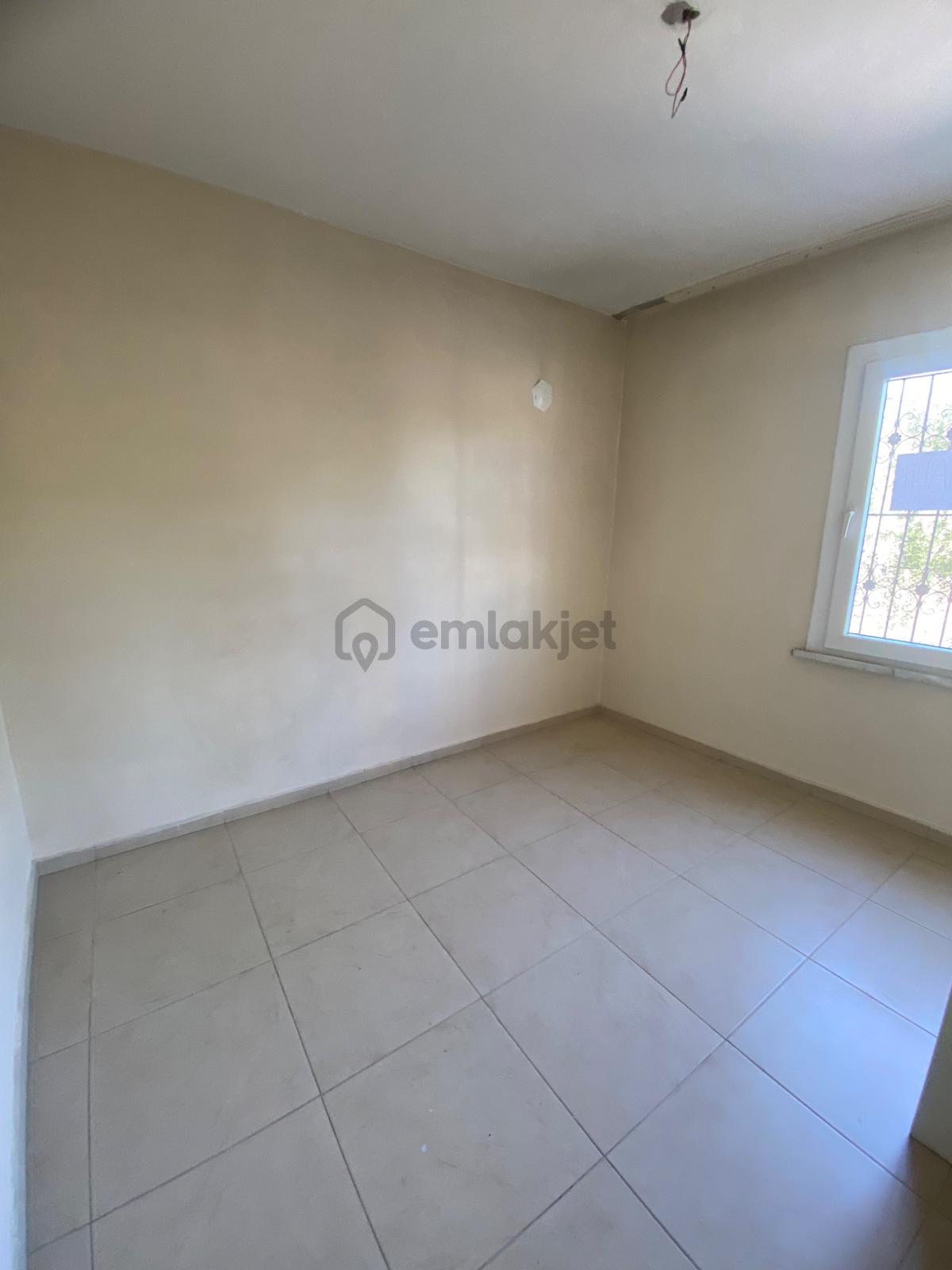 Tarsus Kavaklı Mahallesi'nde Kiralık 2+1 Giriş Kat Daire - 5