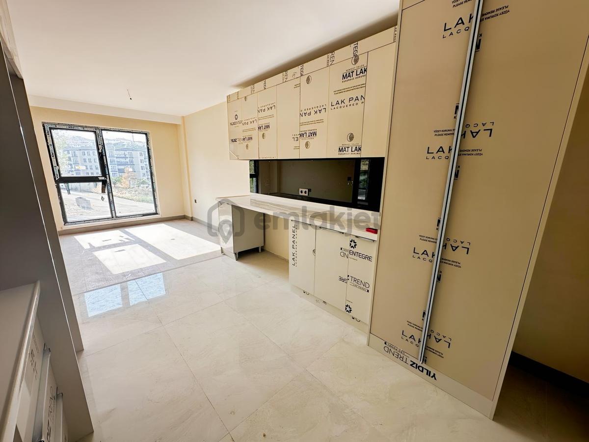 Ata Mahallesi Kabil Caddesi Sıfır 2+1 Daire 75 M² Yerden Isıtmal - 3