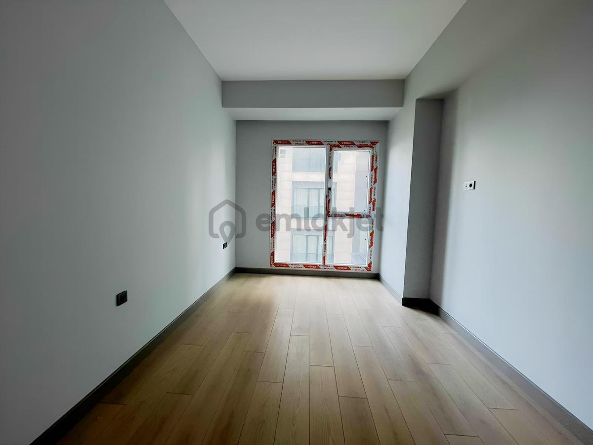 Avcılar Lotus Göl Evleri Sitesinde 2+1 Satılık Daire - 8