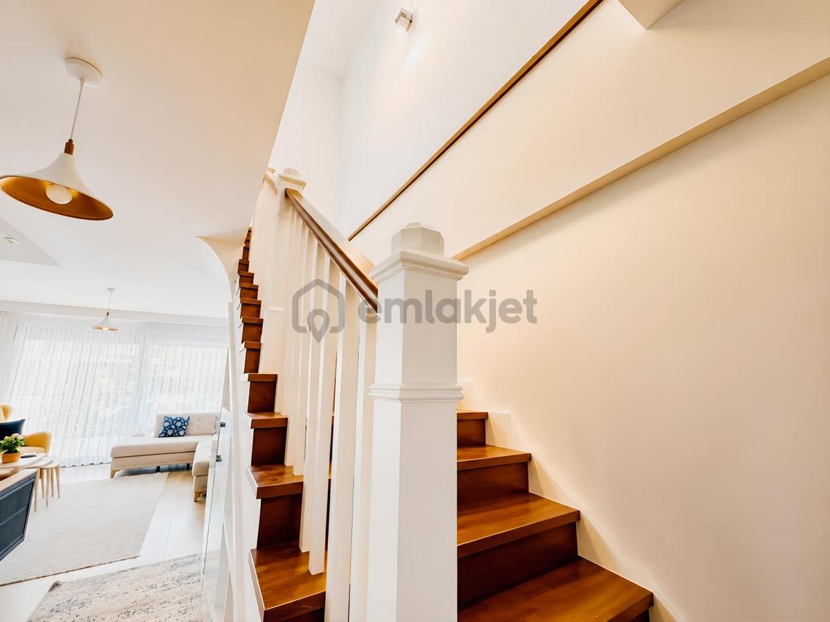 Denize Yakın,havuzlu Sitede Ferah Ve Havadar 3+1 Vill - 17