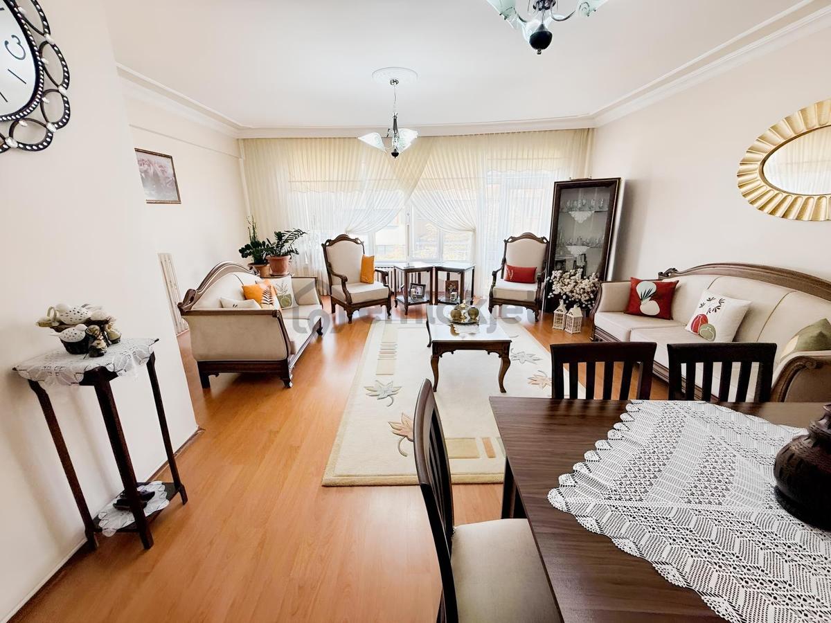 Özbey Emlaktan Deliklitaş Caddesi Satılık 3+1 Satılık Daire - 5
