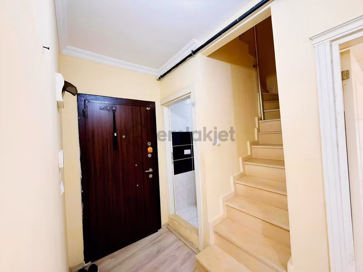Van Sıhke Caddesi Üzerinde Kiralık 2+1 Eşyalı Dublex Daire - 6