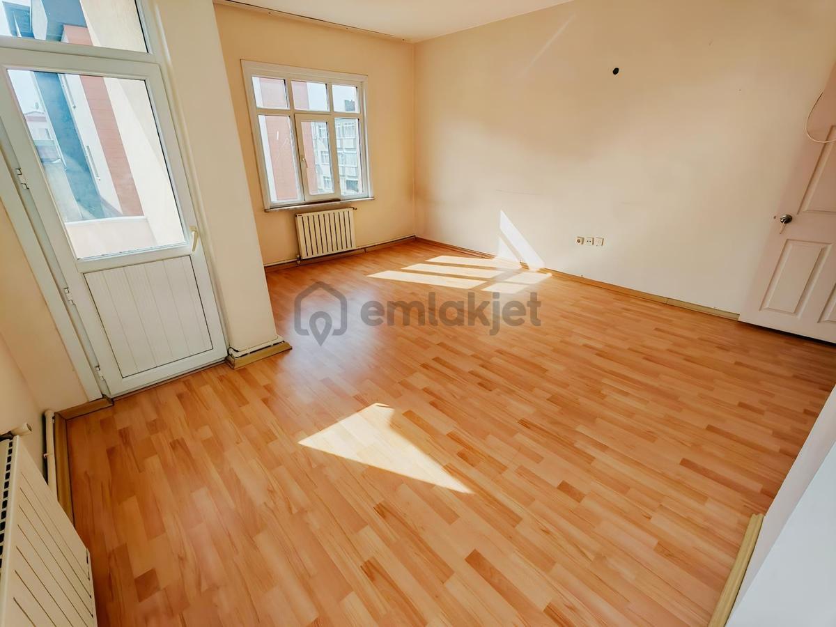 Aydıntepe De Marmaray Ve E5 E Yakın Konumda Kiralık 3+1 Daire - 5