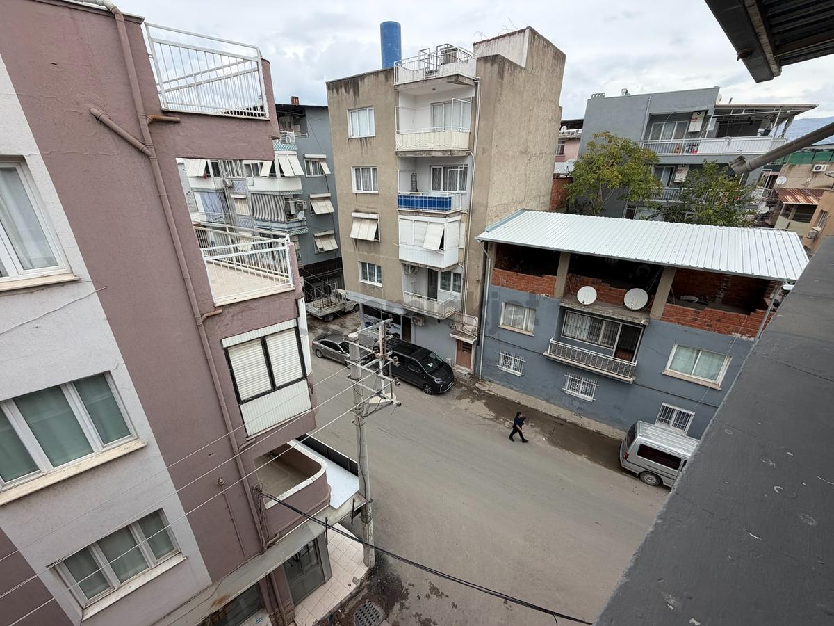 Çamdibi Burak Reis Caddesi Üzerinde 2+1 Kiralık Daire Teraslı - 26