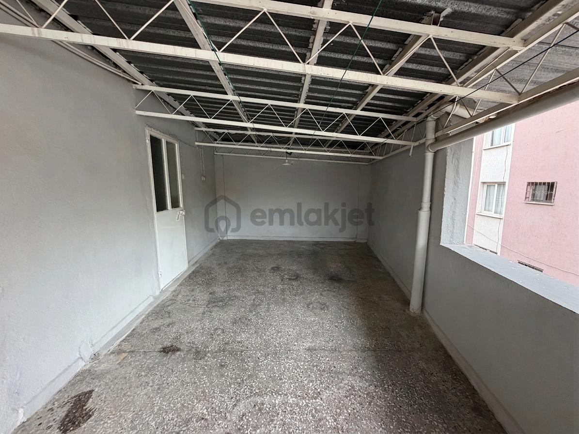 Çamdibi Burak Reis Caddesi Üzerinde 2+1 Kiralık Daire Teraslı - 28