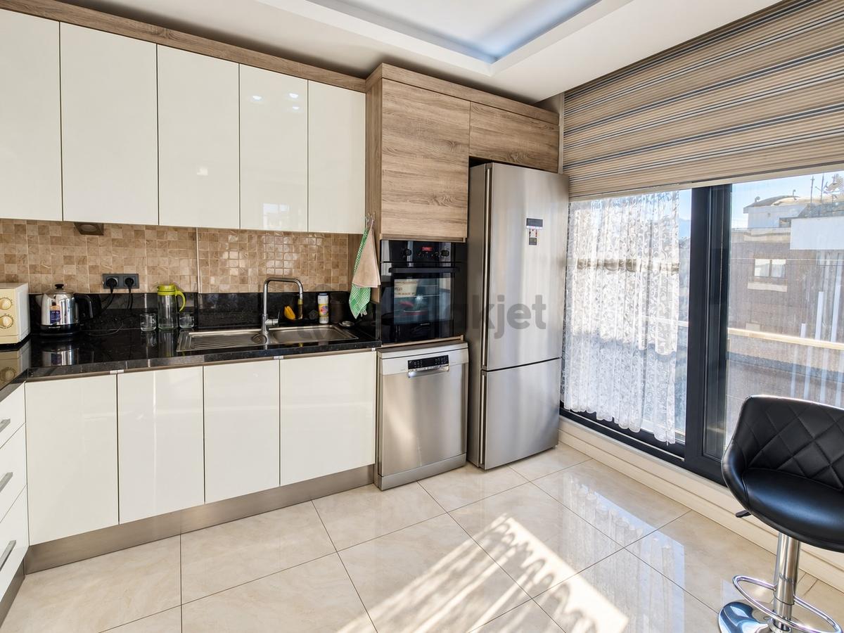 Antalya Bahçelievler'de Geniş Teraslı Satılık 3+1 Dubleks Daire - 12