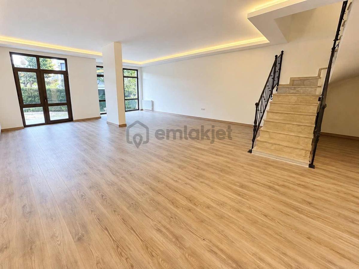 Finansman'dan..havuzlu..geniş Bahçeli..çift Mutfaklı..köşe Villa - 29