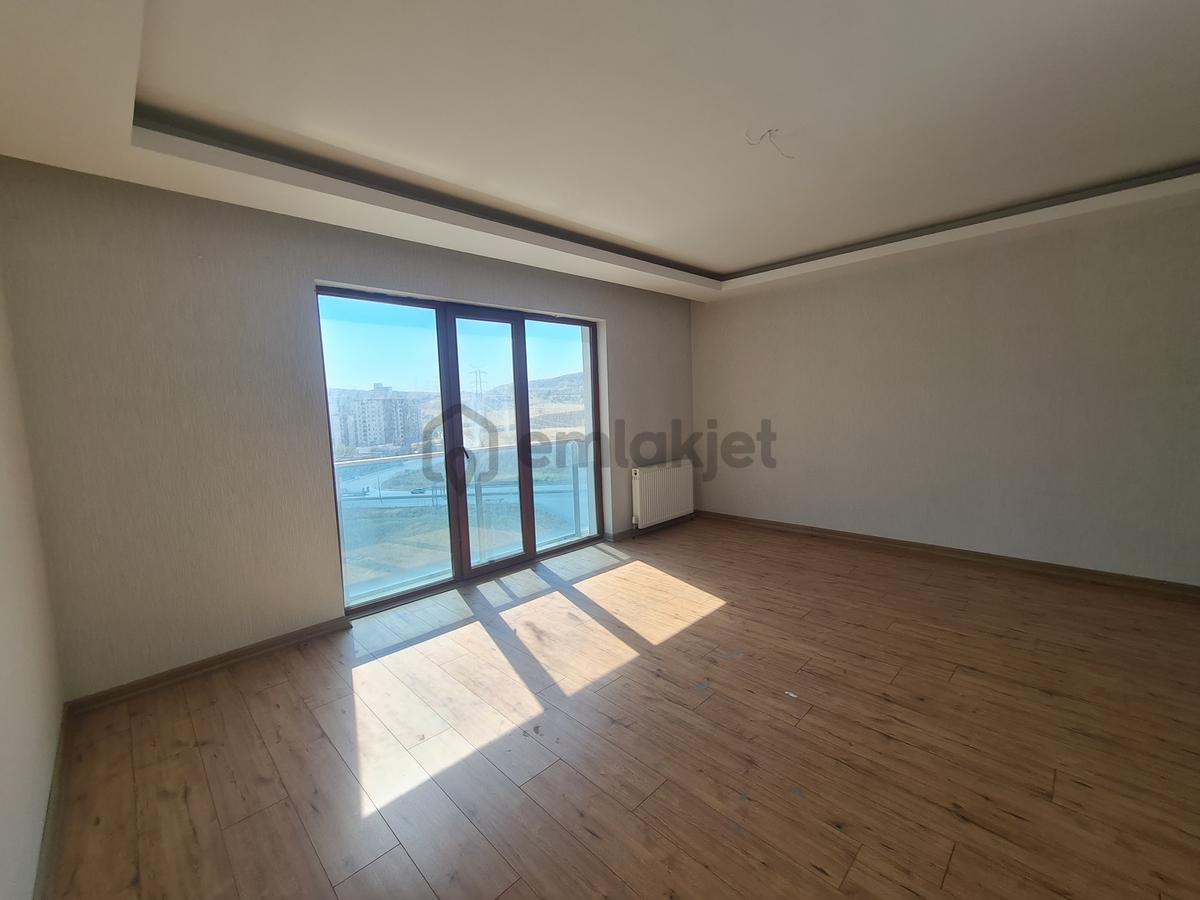 Arel'den Bağlıca Three Life Sitesi Geniş Kullanışlı Dubleks 5+2 - 11