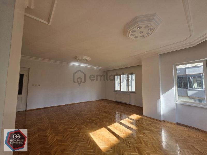 Duisburg Bulvarında Kiralık Daire Mükemmel Konum! - 13