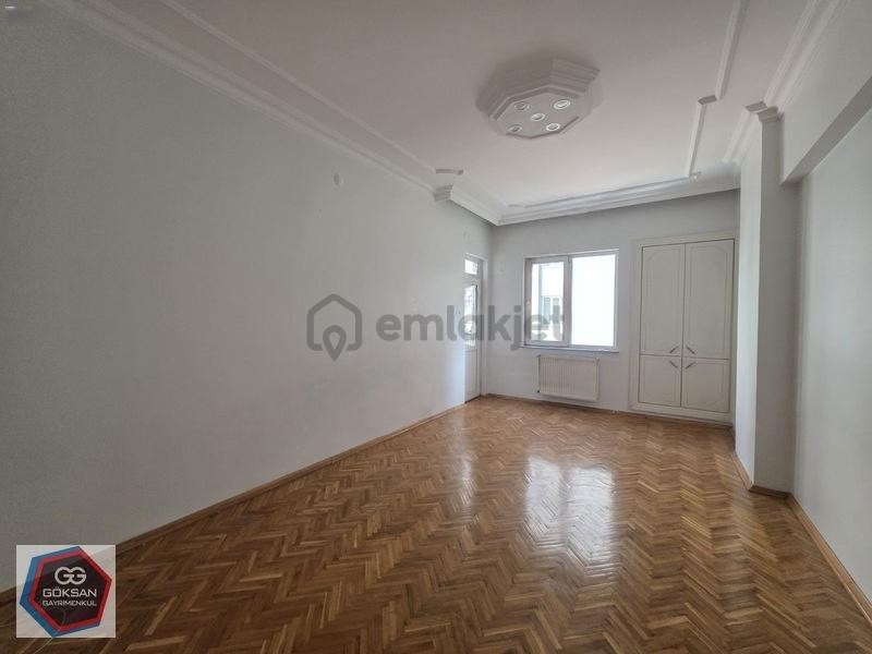 Duisburg Bulvarında Kiralık Daire Mükemmel Konum! - 12