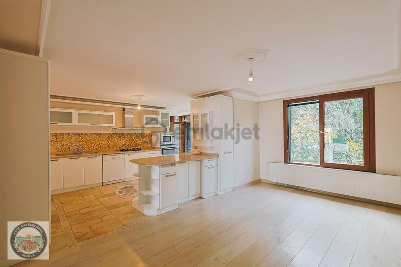 İzmir Urla Güvendikte Fourlex Villa - 22