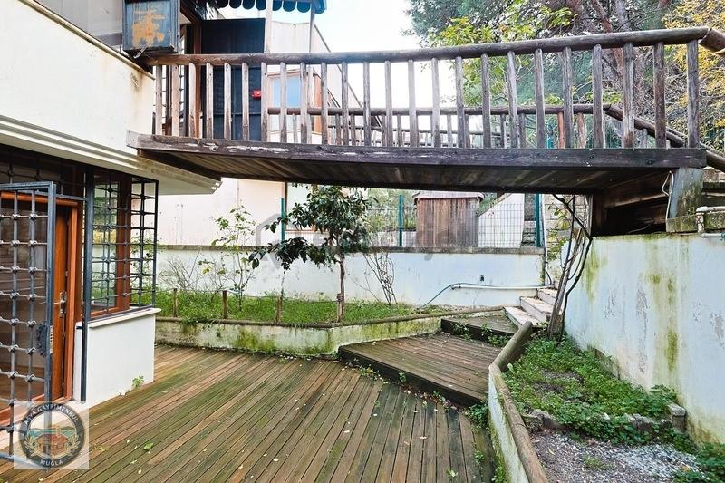 İzmir Urla Güvendikte Fourlex Villa - 35