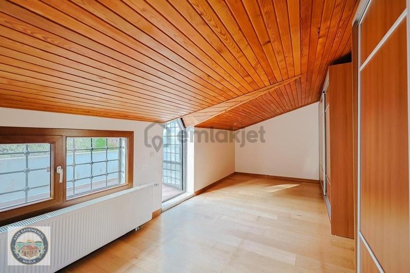 İzmir Urla Güvendikte Fourlex Villa - 18
