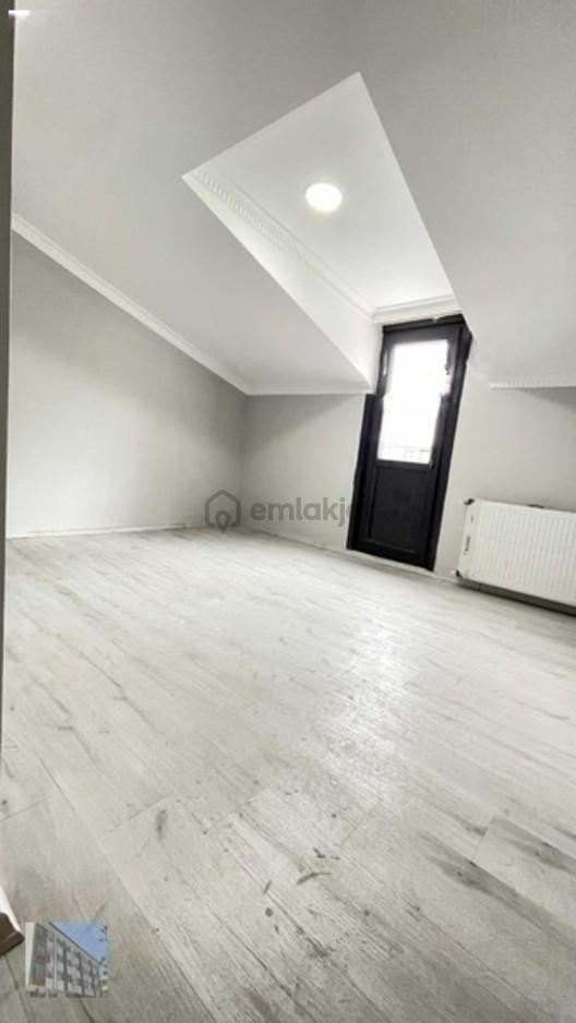**meydanda 4+2 Çatısı Yüksek Satılık Dublex**(sevim İnş) - 22