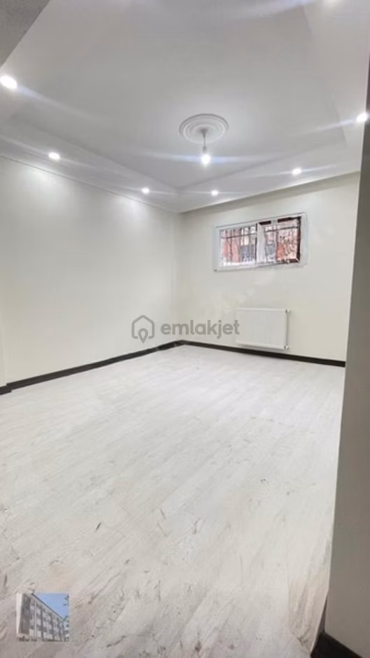 Satılık 2+1 Camları Açık Bahçesi Olan Bahçekatı( Sevim İnş) - 11