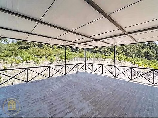 Yakaköy'de Doğa İle İç İçe Satılık 3+1 Müstakil Loft Villa - 35