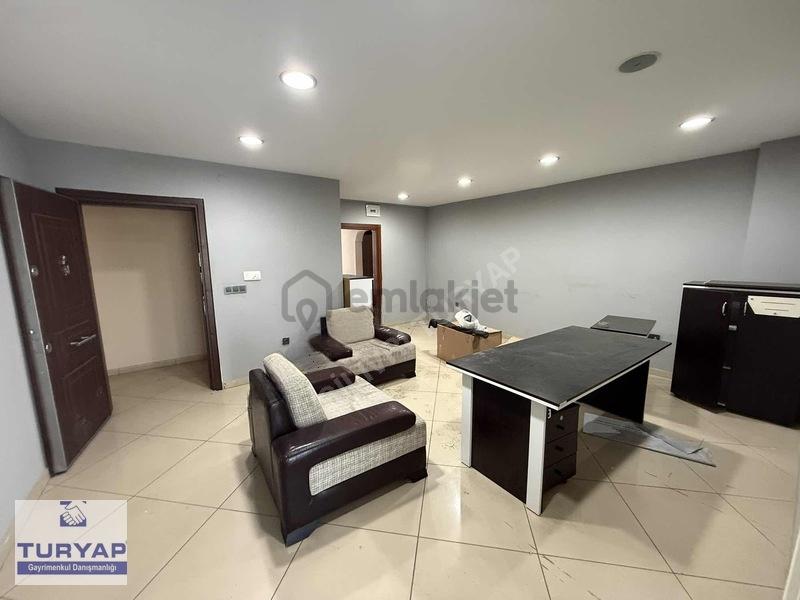 Silivri E-5 Cepheli Kiralık 65 M² Ofis Katı - 3