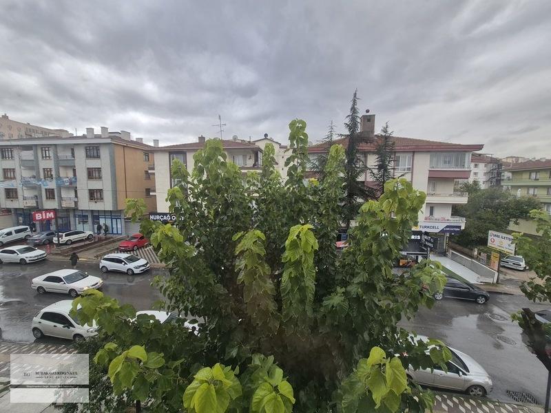 Etimesgut Beledıyesının Karsısında Kiralık Daire - 3