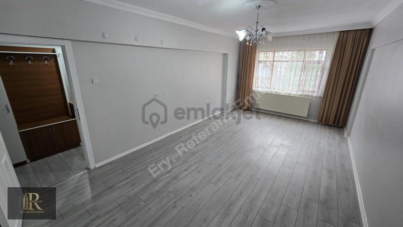 Sincan Pınarbaşı'da Ara Kat Ful Yapılı Kiralık 3+1 - 9