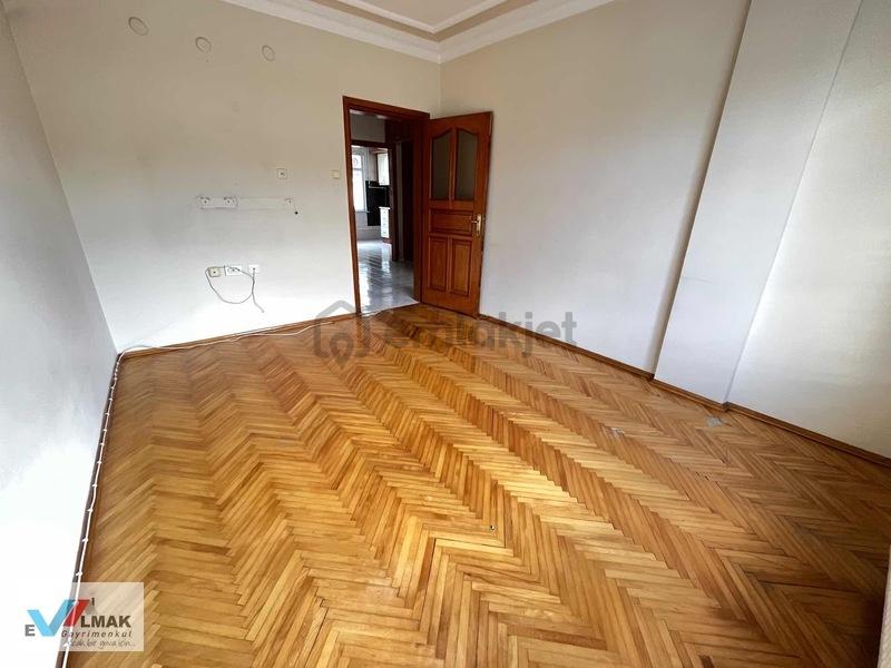 Evalamak'tan Söğütlüçeşme Mah.de Satılık 2+1 Hisseli Daire - 5