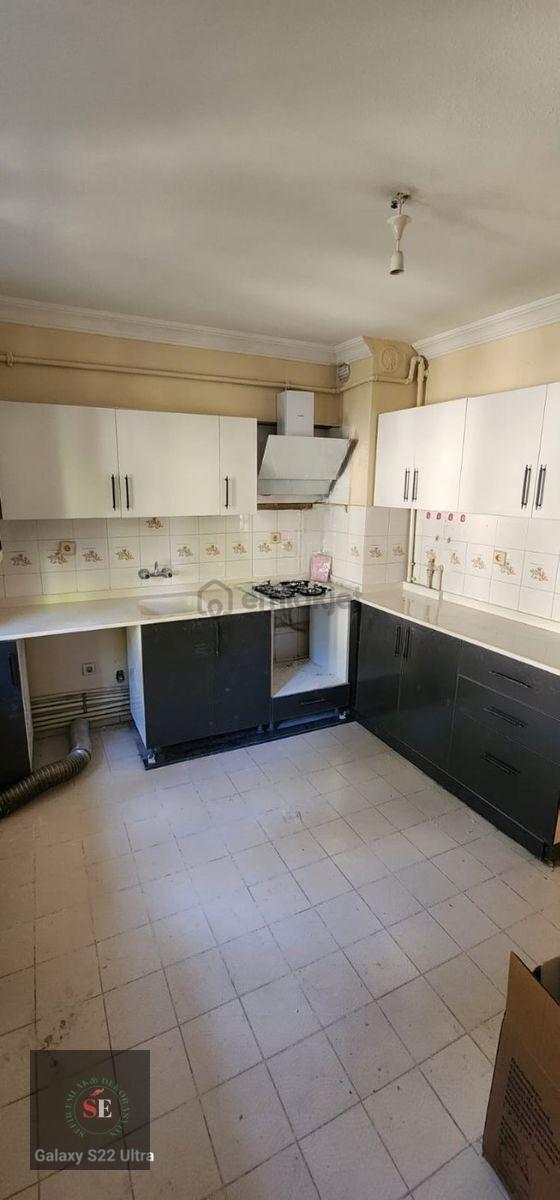 Bahçelievler'de Kiralık 3+1 Ara Katta Ön Cephe Kombili - 7