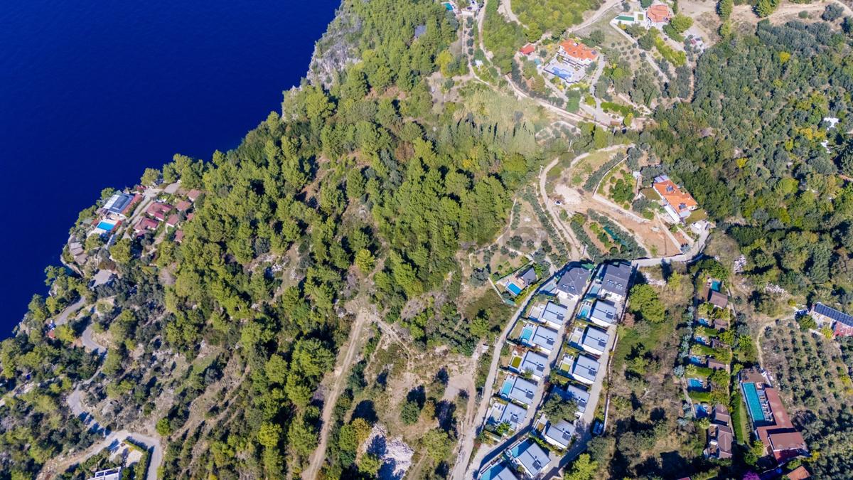 Fethiye Faralyada Turizm Bölgesinde Satılık 2005 M2 - 4