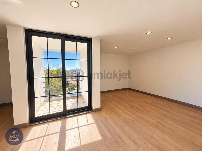 Havuzlu Sitede | 2+1 | 80 M² Net | Kapalı Otopark | Modern Tasar - 19